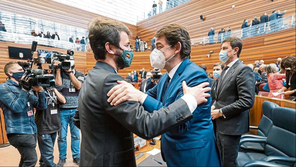 El acuerdo PP-Vox en Castilla y León enoja a los líderes populares europeos