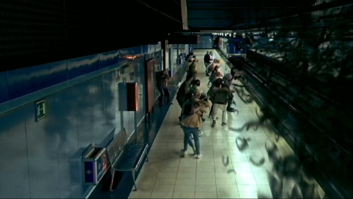 El Metro de Madrid se infesta de murciélagos para dar la bienvenida al nuevo villano de Marvel