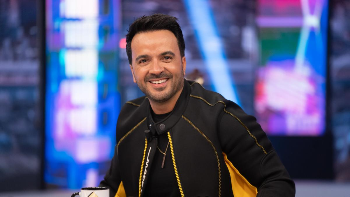 Luis Fonsi confiesa por qué su mujer protagoniza su último videoclip: Tenía que aprovechar