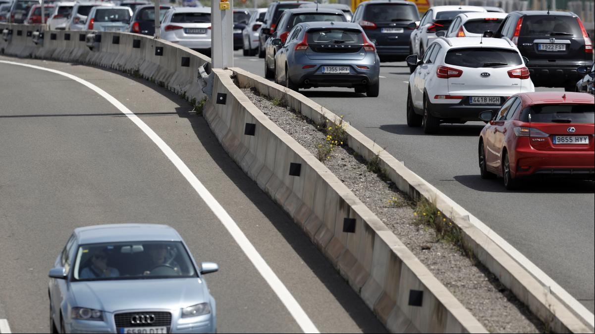 Accidentes en Madrid, Tarragona, Valladolid y Toledo dificultan la Operación Retorno
