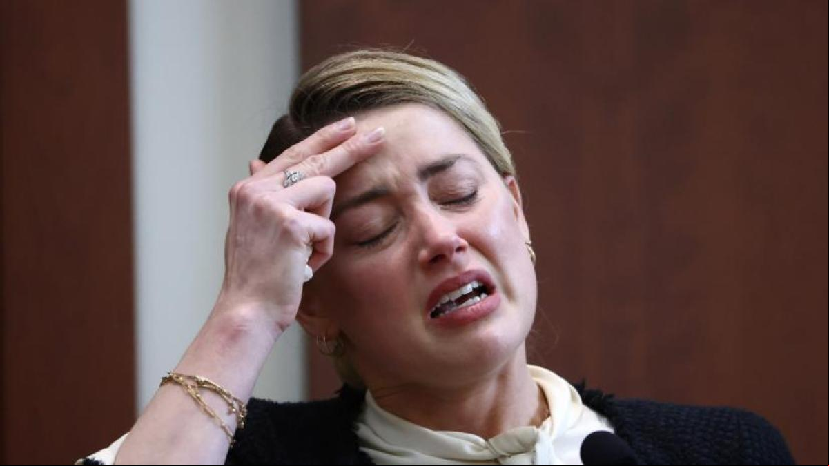 Amber Heard, entre lágrimas, declara que Johnny Depp la violó con una botella