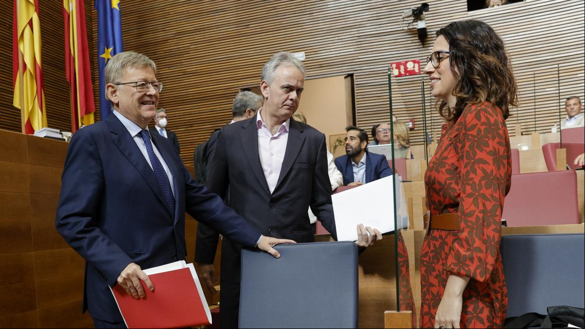 Puig marca perfil con una rebaja impositiva que no contenta a sus socios y se distancia de Sánchez