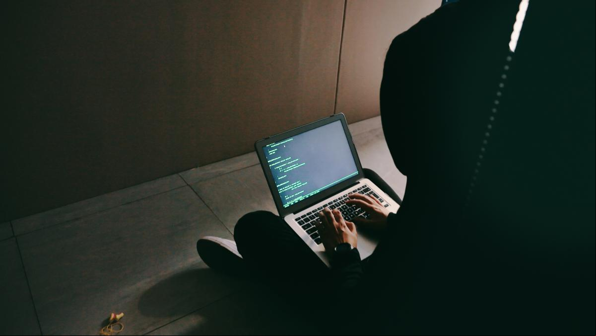 OpenAI reconoce que los cibercriminales usan ChatGPT para la creación de malware