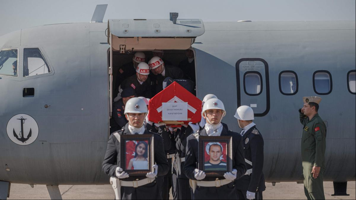 La aviación turca bombardea objetivos del PKK en Siria e Irak en represalia a la bomba de Estambul