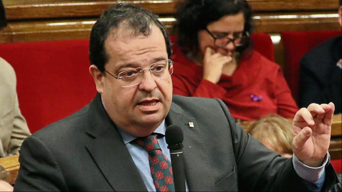 El Govern tropieza con su minoría para renovar la obsoleta ley de la policía