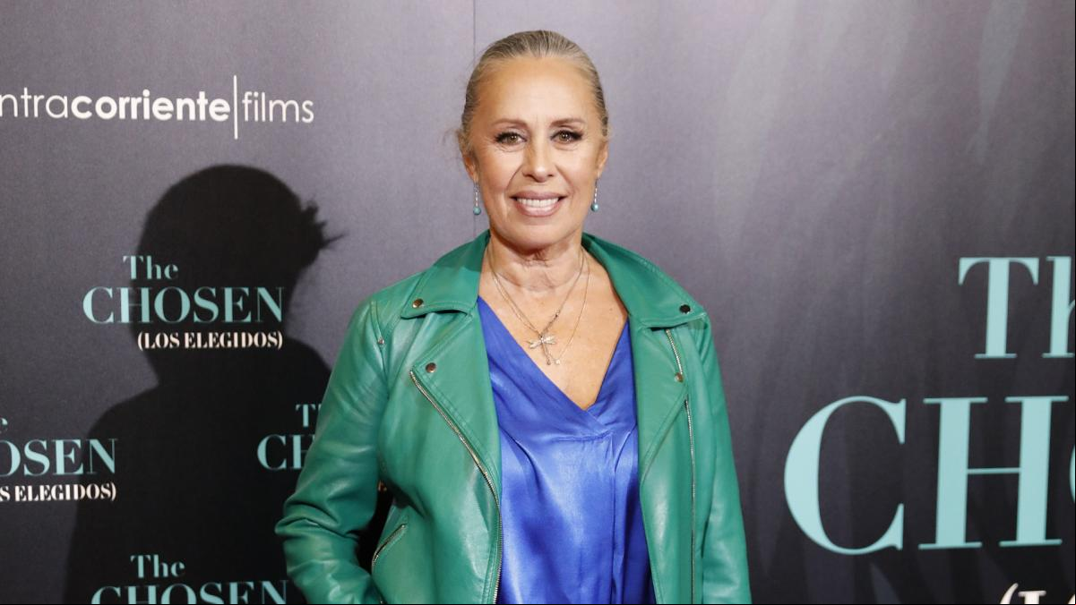Miriam Díaz-Aroca confiesa cómo fue su beso con Clint Eastwood en los Oscar: Huele a cartón