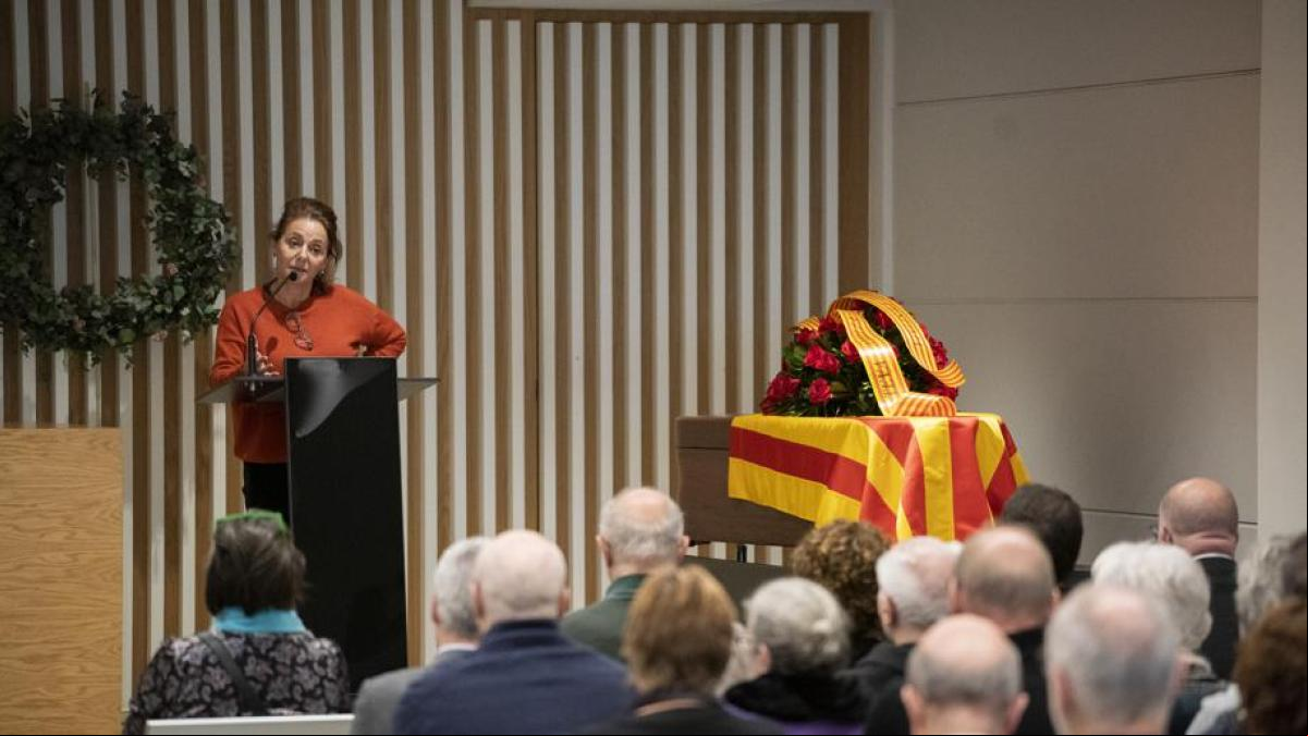 Josep Maria Espinàs se despide: “Adeu, amics”