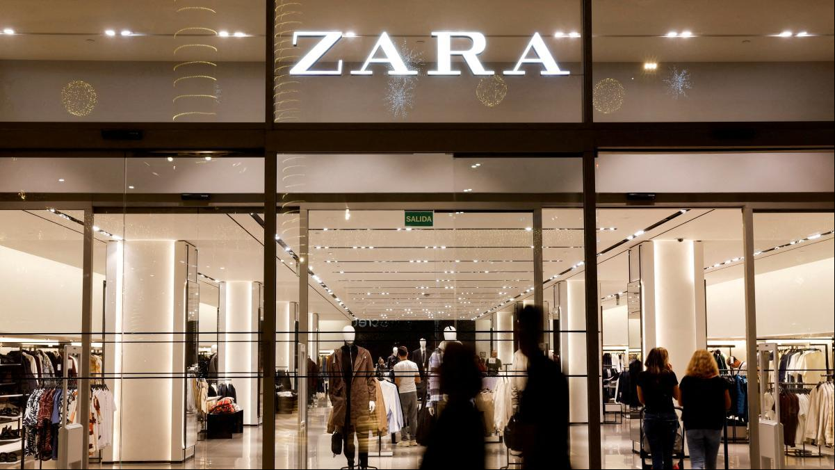 Una empleada de Zara revela el secreto oculto que puedes encontrar en sus etiquetas
