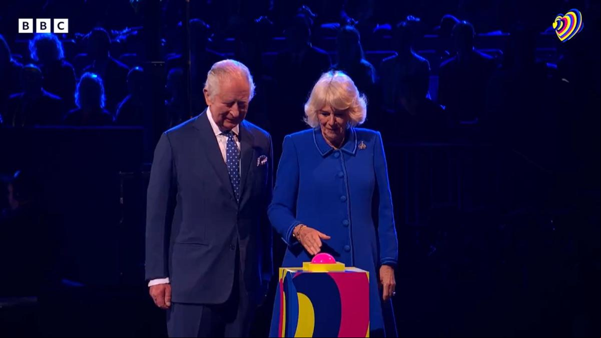 Carlos III y Camila inauguran el escenario de Eurovisión 2023