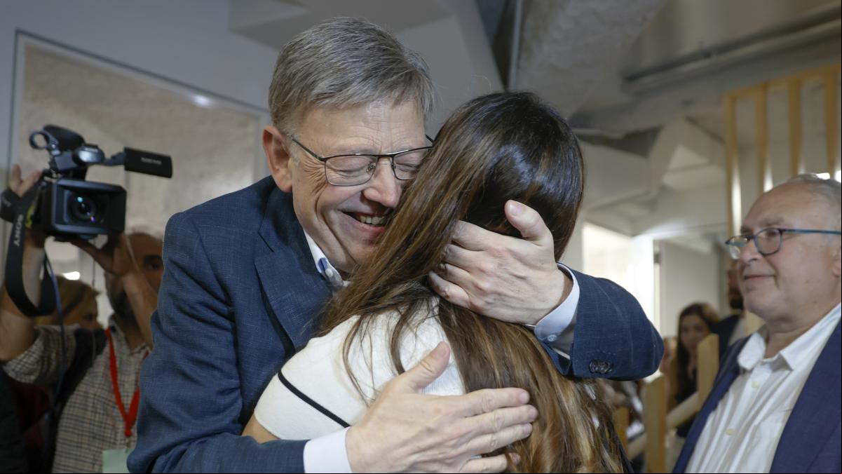 Ximo Puig asume la derrota y apela a construir una alternativa más pronto que tarde