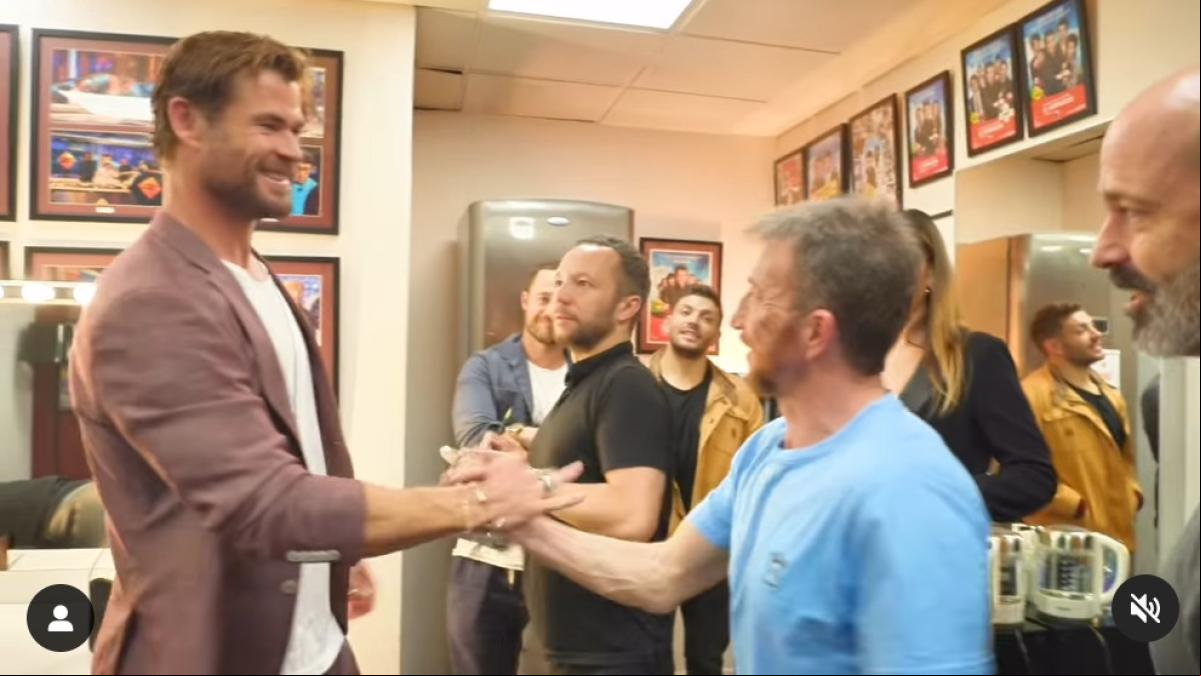 El corte viral de Pablo Motos al maquillador de Chris Hemsworth: Como si estuvieras en la sala VIP