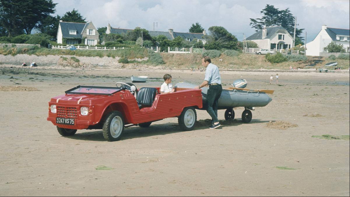 La historia de los populares coches de playa, un fenómeno para la jet-set que todavía perdura
