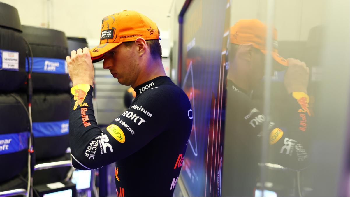 Verstappen arrasa para llevarse la sexta pole, con Sainz tercero y Alonso, séptimo