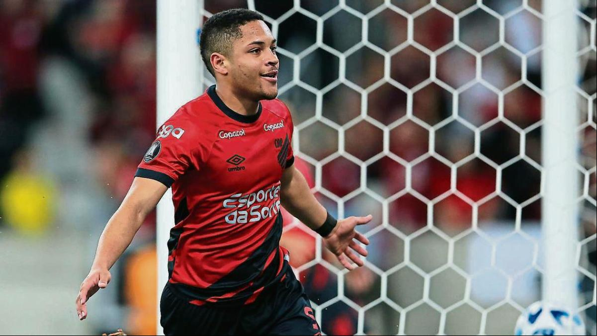 El Barça hace oficial el fichaje de Vitor Roque