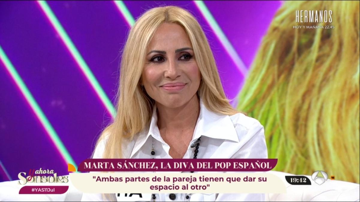 Marta Sánchez sobre su versión del himno de España: Cuanto más piten más lo canto