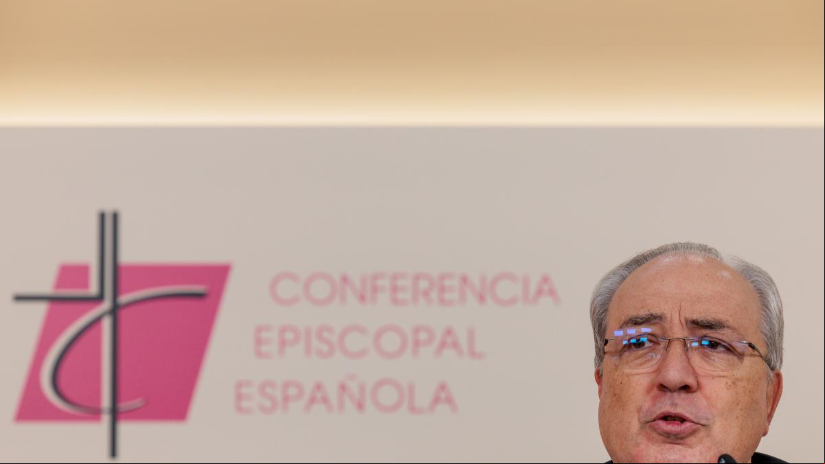 Ahora salen los obispos
