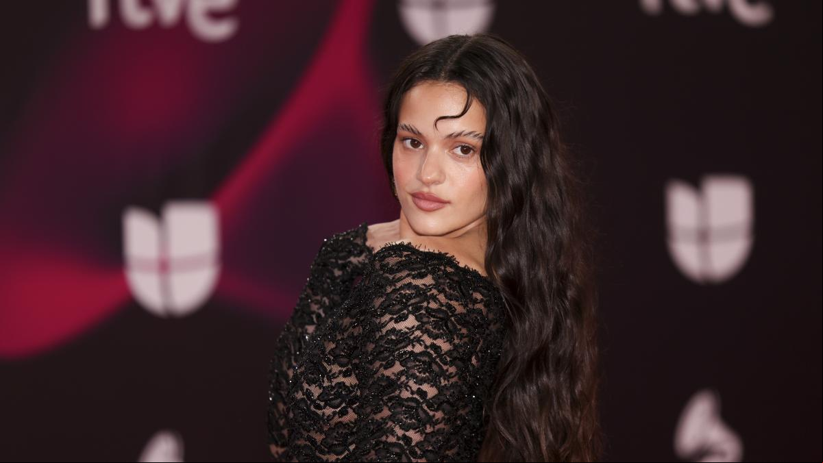 El momentazo de Rosalía en el backstage de los Latin Grammy