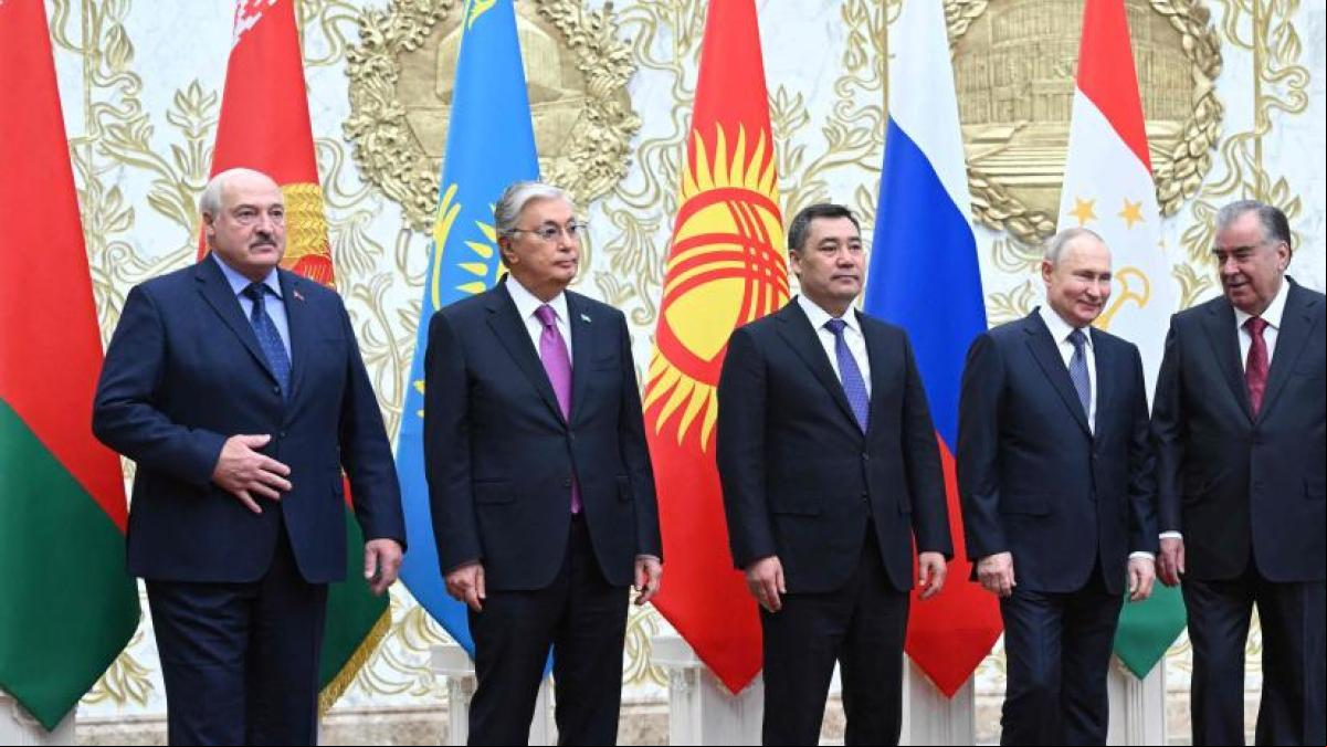 Armenia se ausenta de la cumbre de aliados de Putin y expone su alejamiento de Rusia