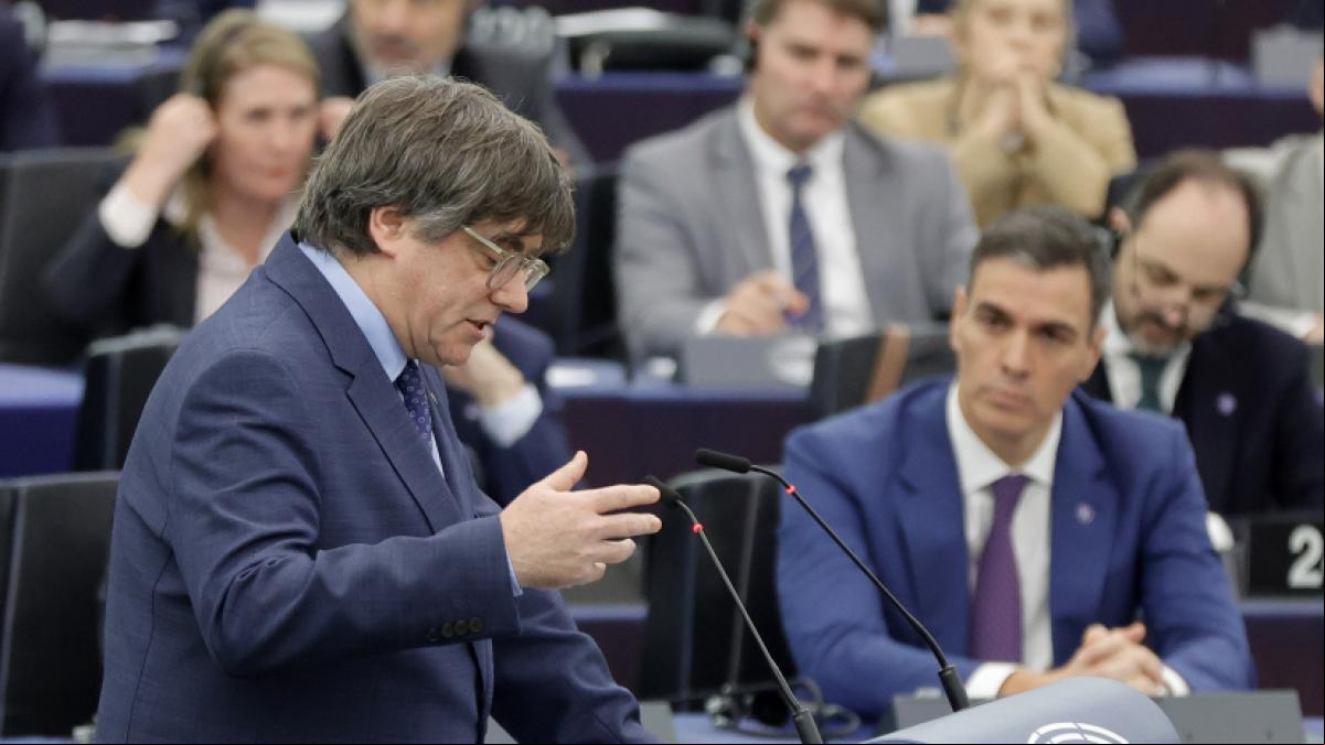 El Supremo compromete la amnistía para Puigdemont al investigarle por terrorismo en Tsunami