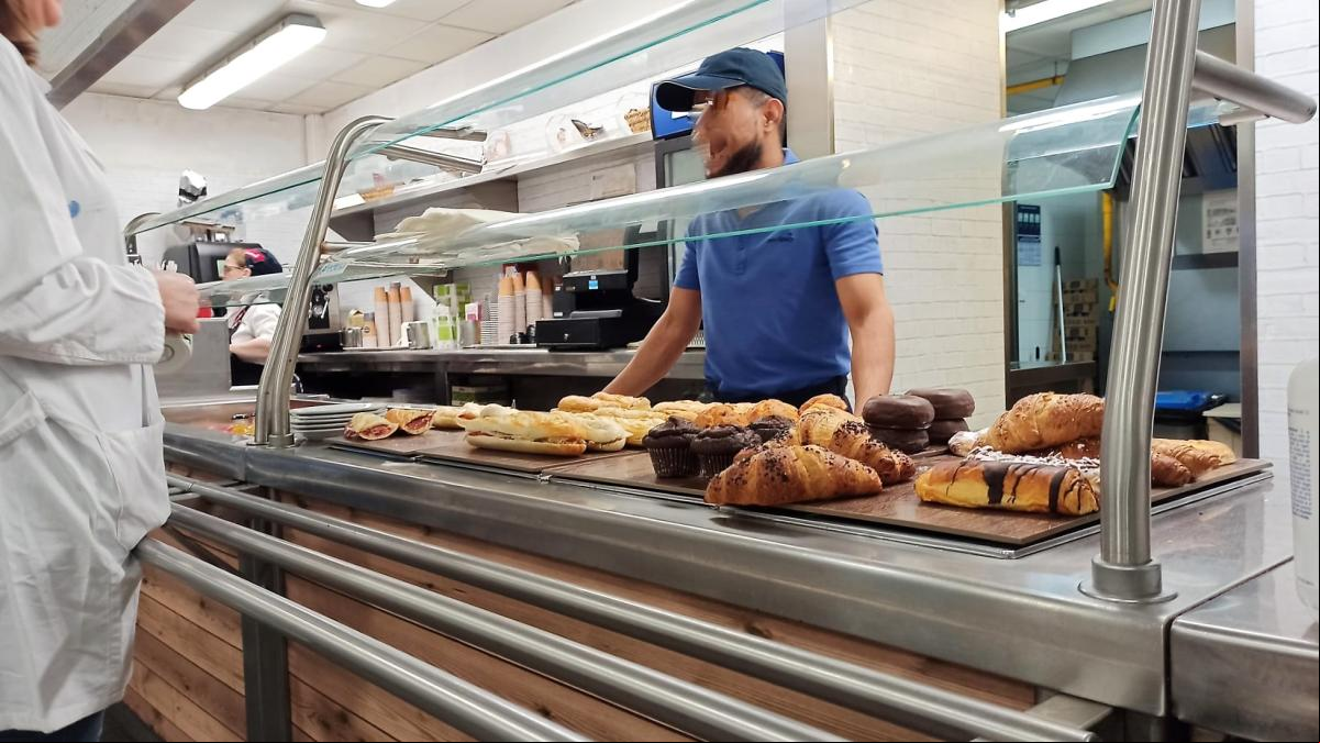 Precios abusivos en las cafeterías de los hospitales públicos: “Cada centro pone los criterios que quiere”