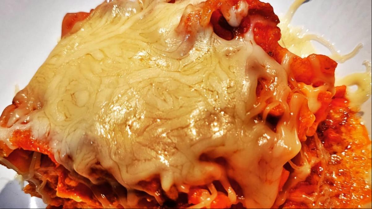 Aprende a hacer lasaña de carne, queso y huevo