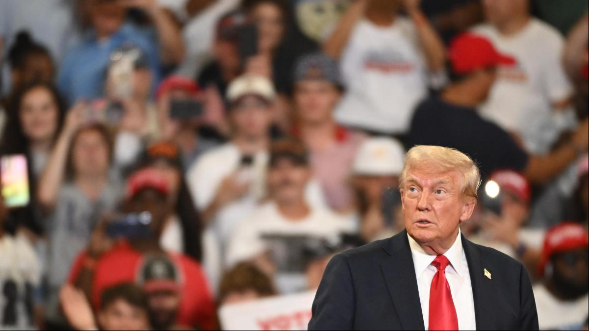 El FBI investiga presuntos hackeos de Irán a las campañas de Trump y Biden en los últimos meses