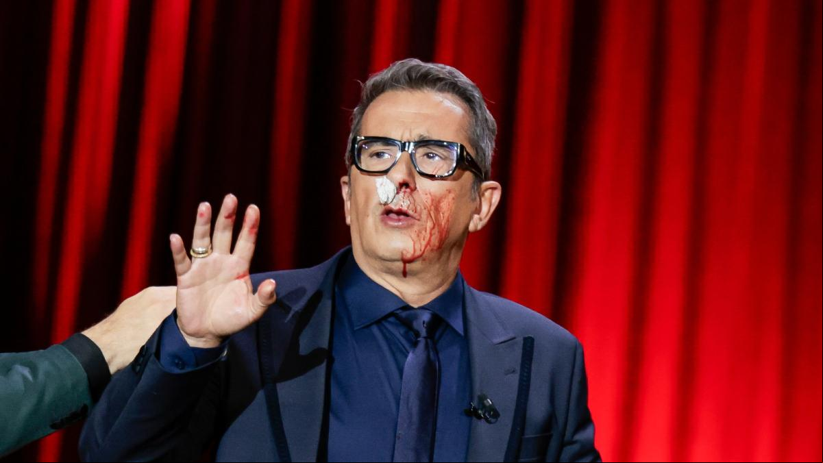 Andreu Buenafuente sale con la cara rota de la gala inaugural de San Sebastián