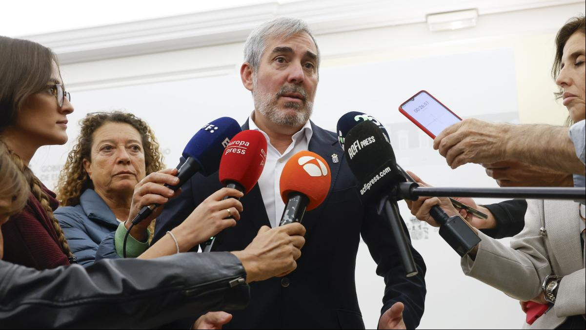 Hacienda transferirá 100 millones de euros a Canarias para afrontar la crisis migratoria