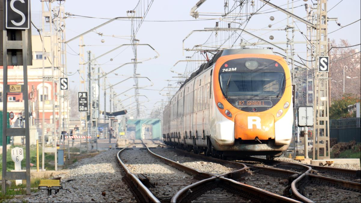 Rodalies mantiene las restricciones en la R14, R15, R16 y R17 en Tarragona por las lluvias