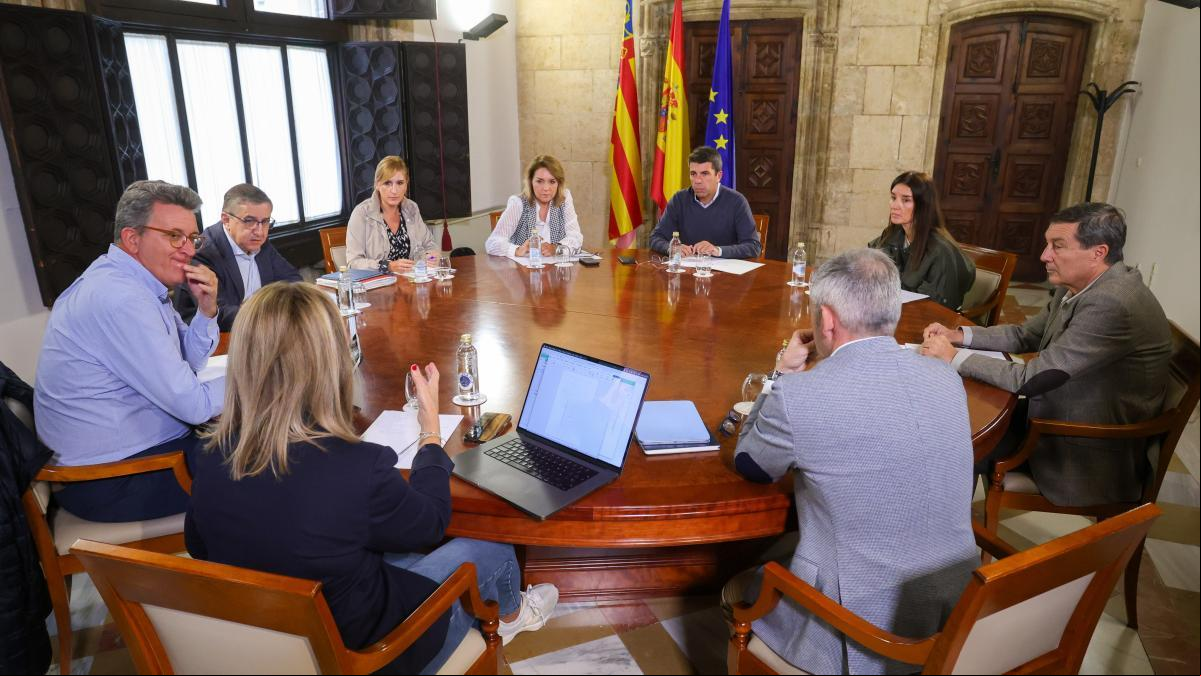 Mazón carga contra el Gobierno y Feijóo pide que Marlaska tome el mando