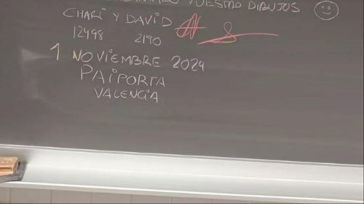 El mensaje a los niños de Paiporta que han dejado escrito unos policías de Córdoba emociona a miles de personas