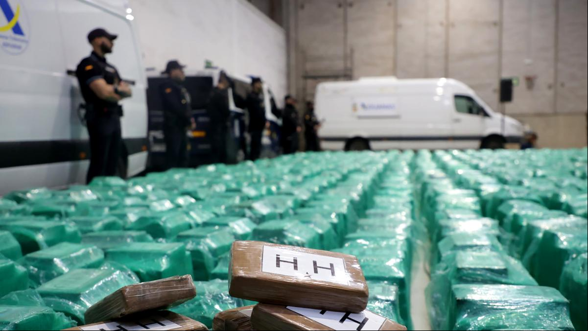 Ocho  de una organización criminal introducen en España 350 kg de cocaína oculta en fruta