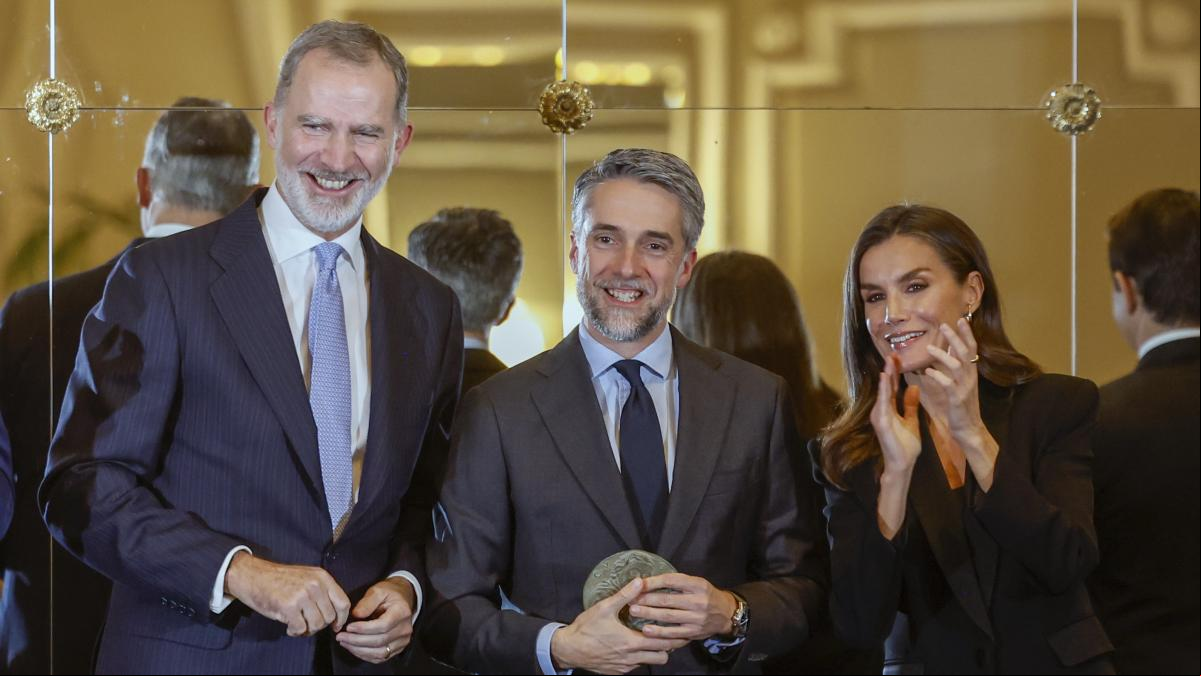 El Rey alerta sobre los riesgos de la “desinformación”