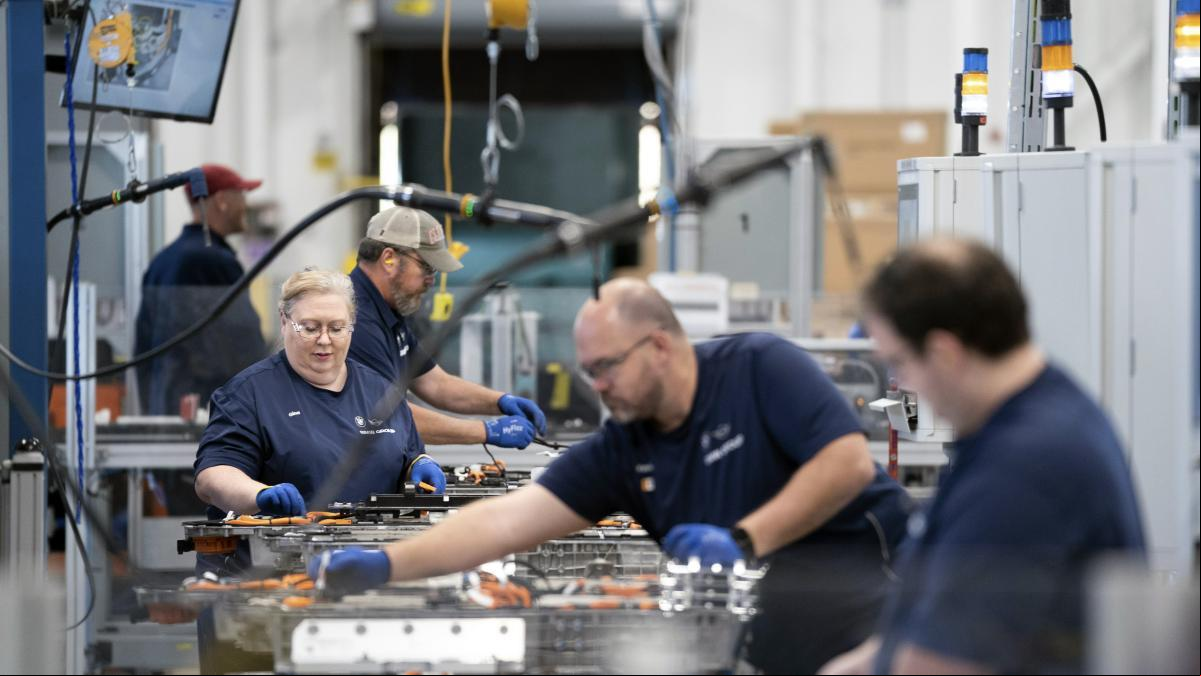 EE.UU. reflota con la creación de 227.000 empleos en noviembre tras la caída de octubre