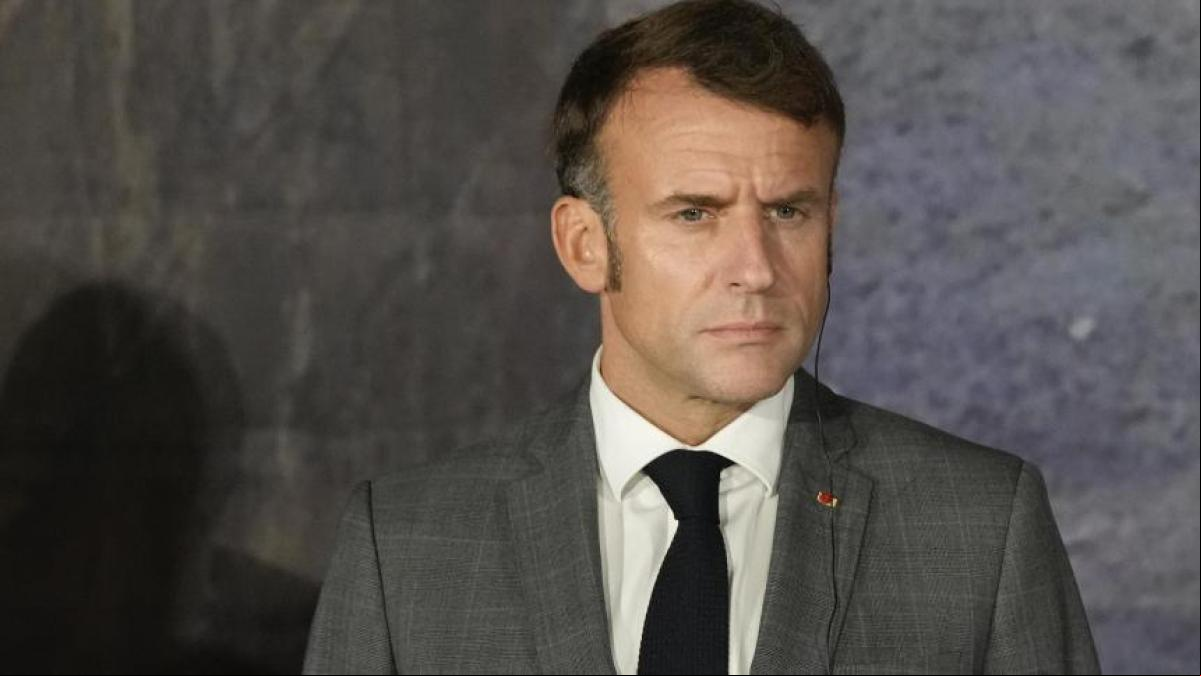Macron se abre a negociar con la izquierda para descartar a la extrema derecha