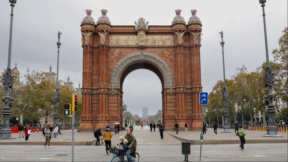 El Arc de Triomf de Barcelona deberá ser restaurado para frenar su estado “preocupante”