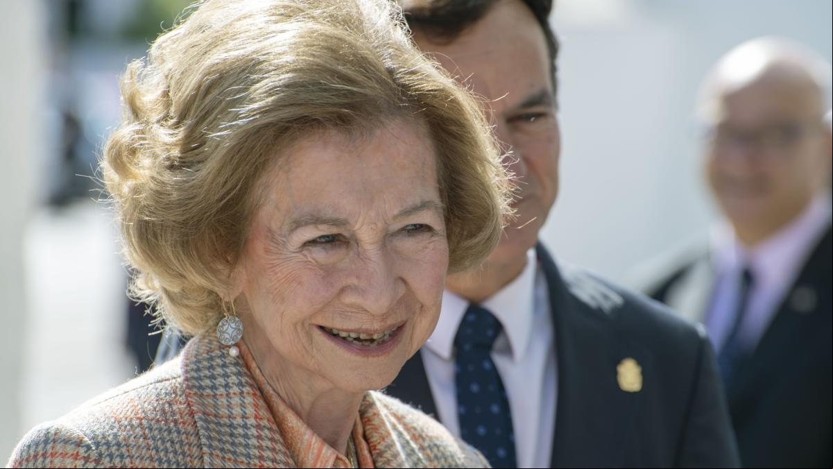El Rey concede a la reina Sofía el Toisón de Oro por su “servicio a España y a la Corona”