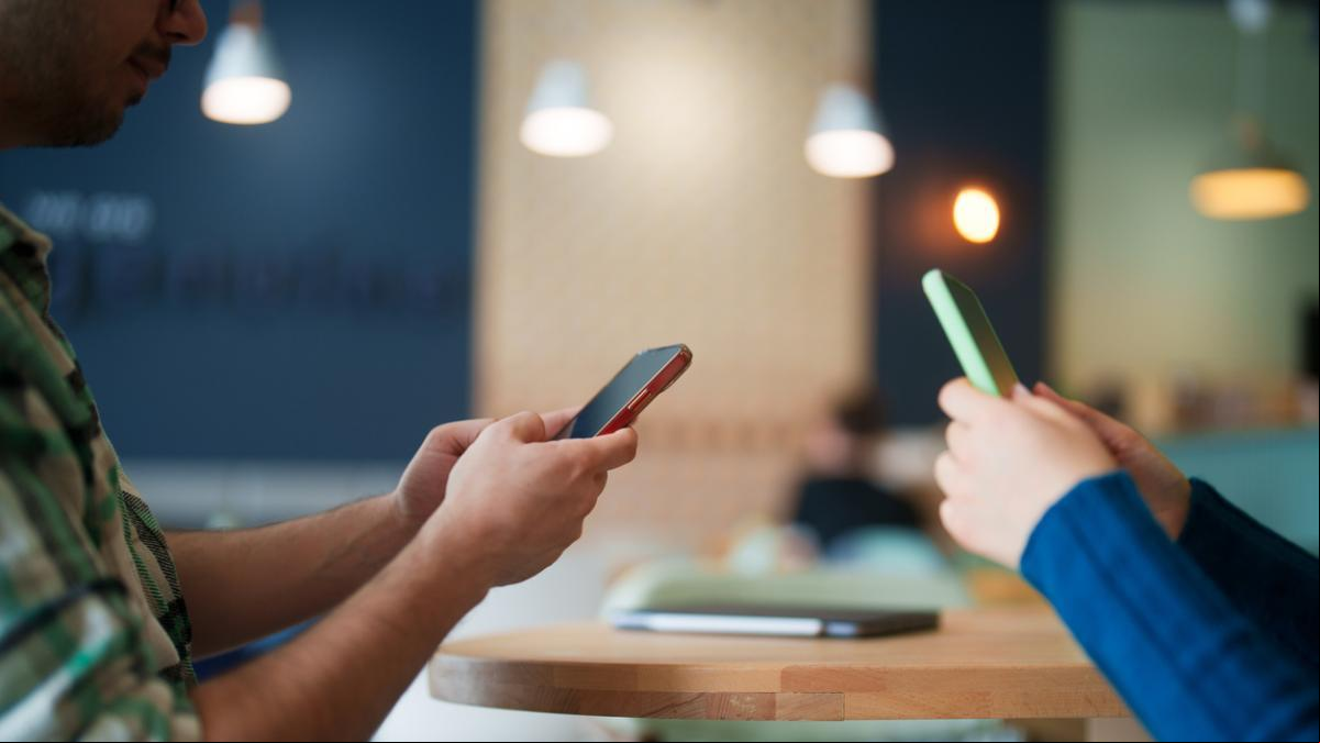 Adiós a pagar por las transferencias de dinero inmediatas: ¿se convertirán ahora en el nuevo Bizum?