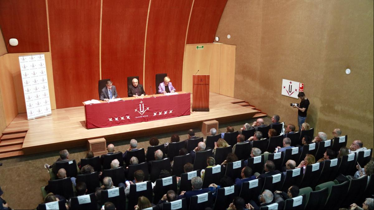 La UdL pide disculpas y retira su colaboración en el concurso de historia de España impulsado por la Fundación Neos