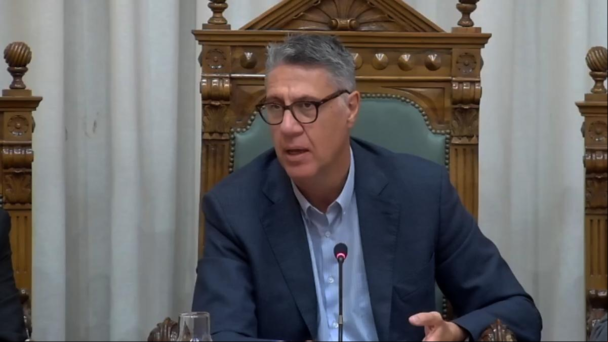 itida a trámite una querella de Guanyem contra Albiol y el Hospital de Badalona por revelación de secretos