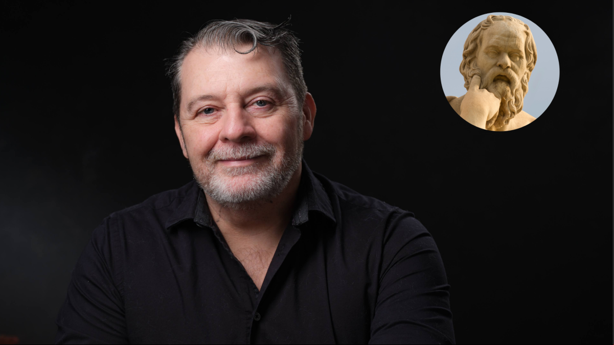 El psicoterapeuta Donald Robertson desvela las claves para una vida auténtica a través del método de Sócrates: “La felicidad es lo contrario de ser desdichado”