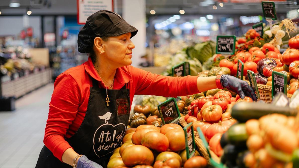 Alcampo cerrará hasta 25 supermercados y despedirá a 710 empleados Alcampo cerrará hasta 25 supermercados y despedirá a 710 empleados