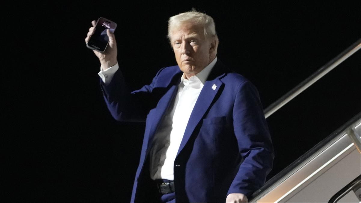 Trump autoriza el envío de bombas a Israel suspendido por Biden en medio del alto el fuego