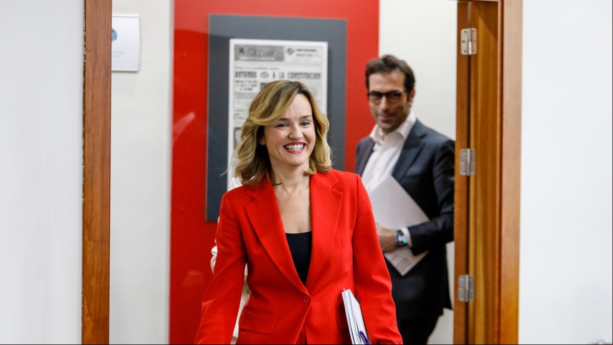 Alegría evita su primer cara a cara con Azcón para hablar de financiación