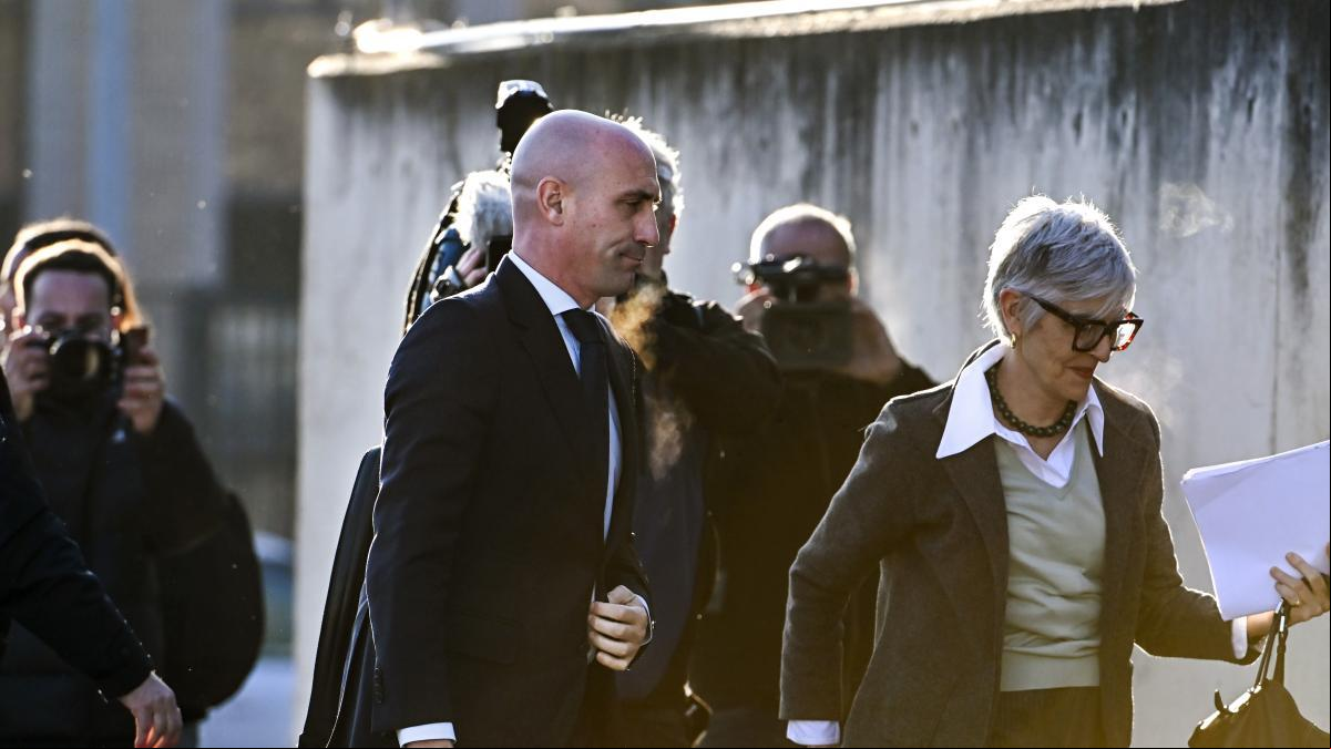 Sigue el juicio a Rubiales por el beso no consentido a Jenni Hermoso, en streaming