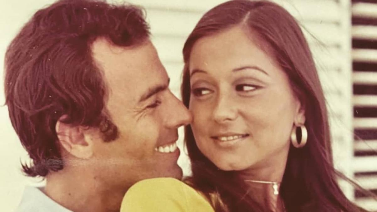 La primera encerrona de Julio Iglesias a Isabel Preysler que marcó el inicio de su historia de amor: “Él quería conocerme”