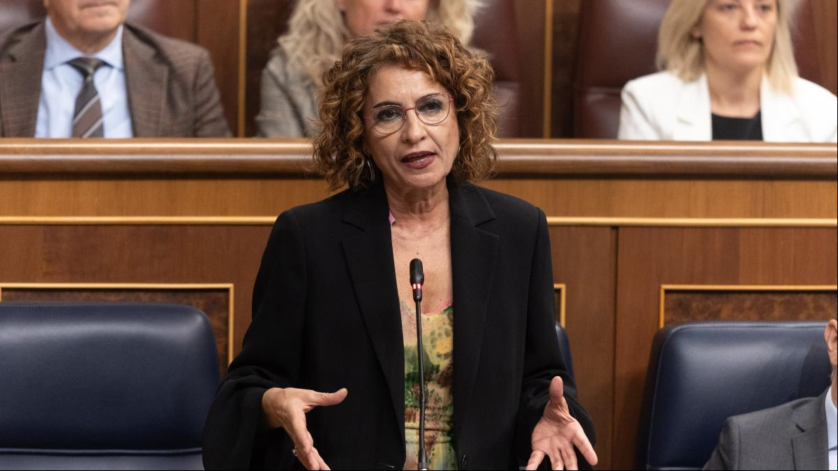 Hacienda analizará si existe un error en la deducción del IRPF a los perceptores del salario mínimo que les obliga a pagar la mitad