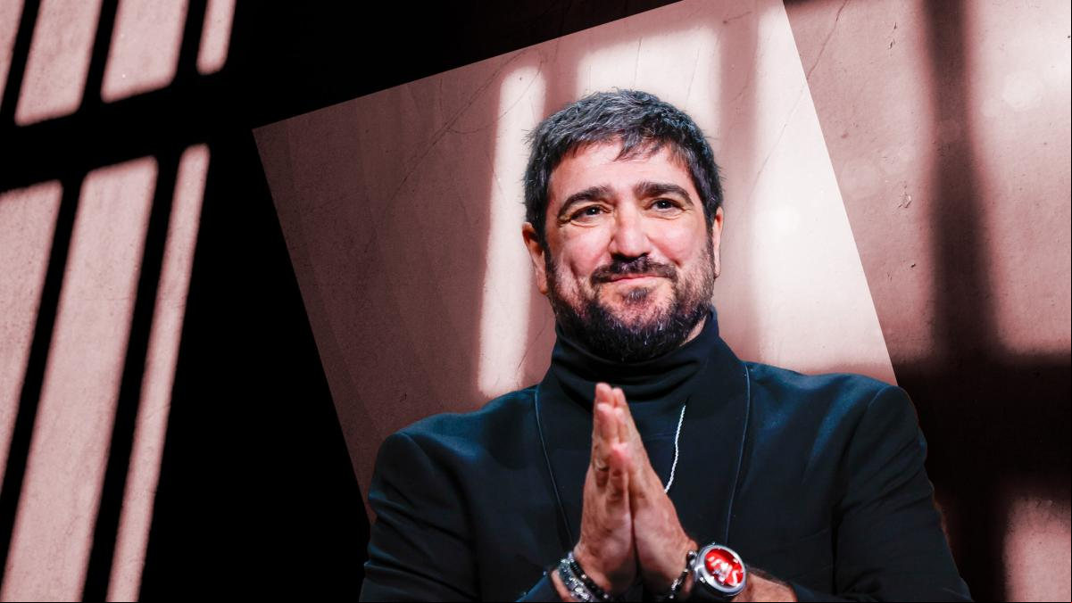 Antonio Orozco: “Por superstición siempre llevo calcetines de rayas y si no las tienen, las pinto”
