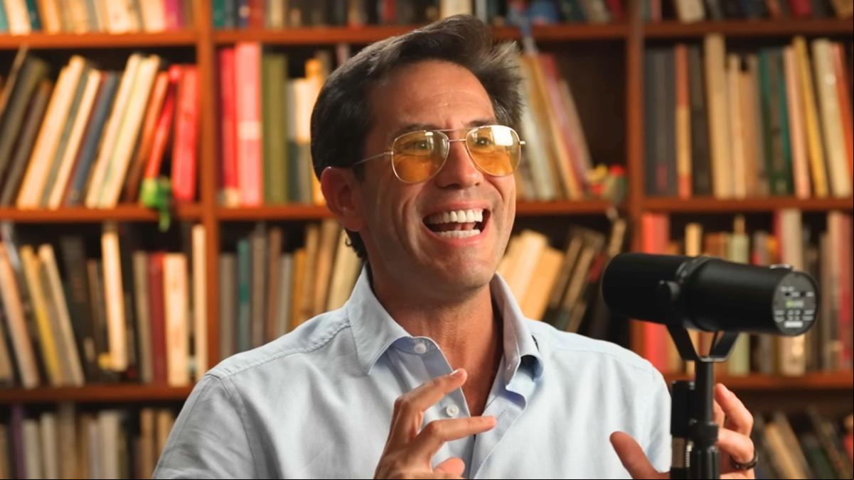 Marcos Apud, psicòleg i biohacker: “Després dels 25 anys perdem entre 10.000 i 30.000 neurones per dia i hi ha certes coses que podem fer perquè neixin entre 700 i 1.400 diàriament”