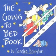 GOING TO BED BOOK (edición en inglés)